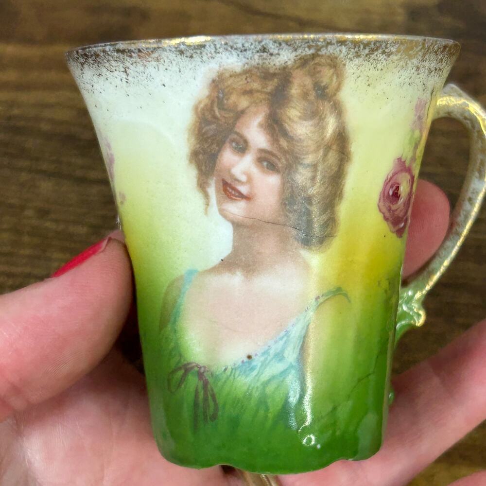 Vintage Victoria Austria Porcelain Demitasse Tea Cup Gold Gilt Romantic Scene